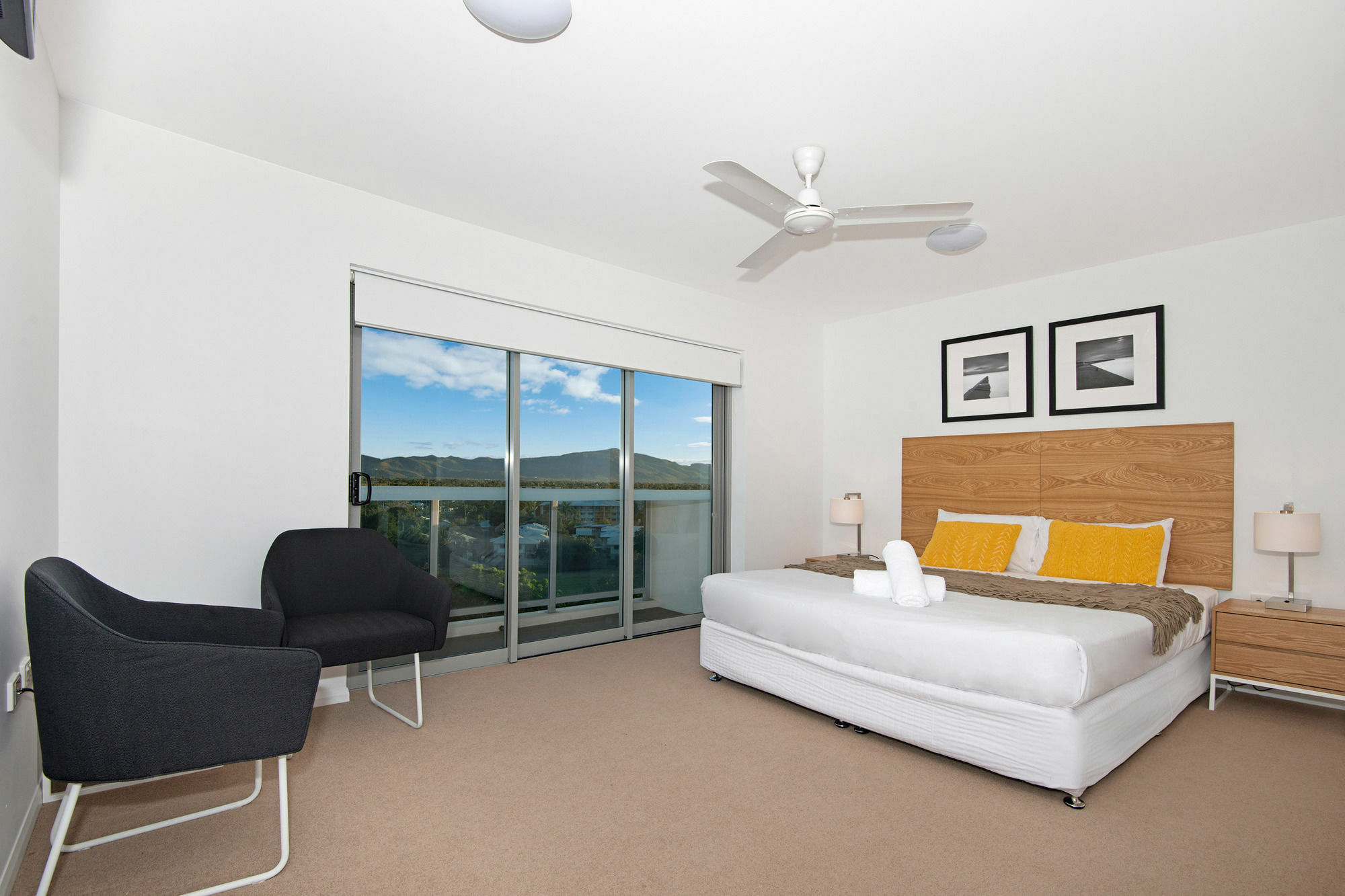 อัลลัวร์ โฮเต็ล แอนด์ อพาร์ตเมนต์ Aparthotel ทาวน์วิล ภายนอก รูปภาพ