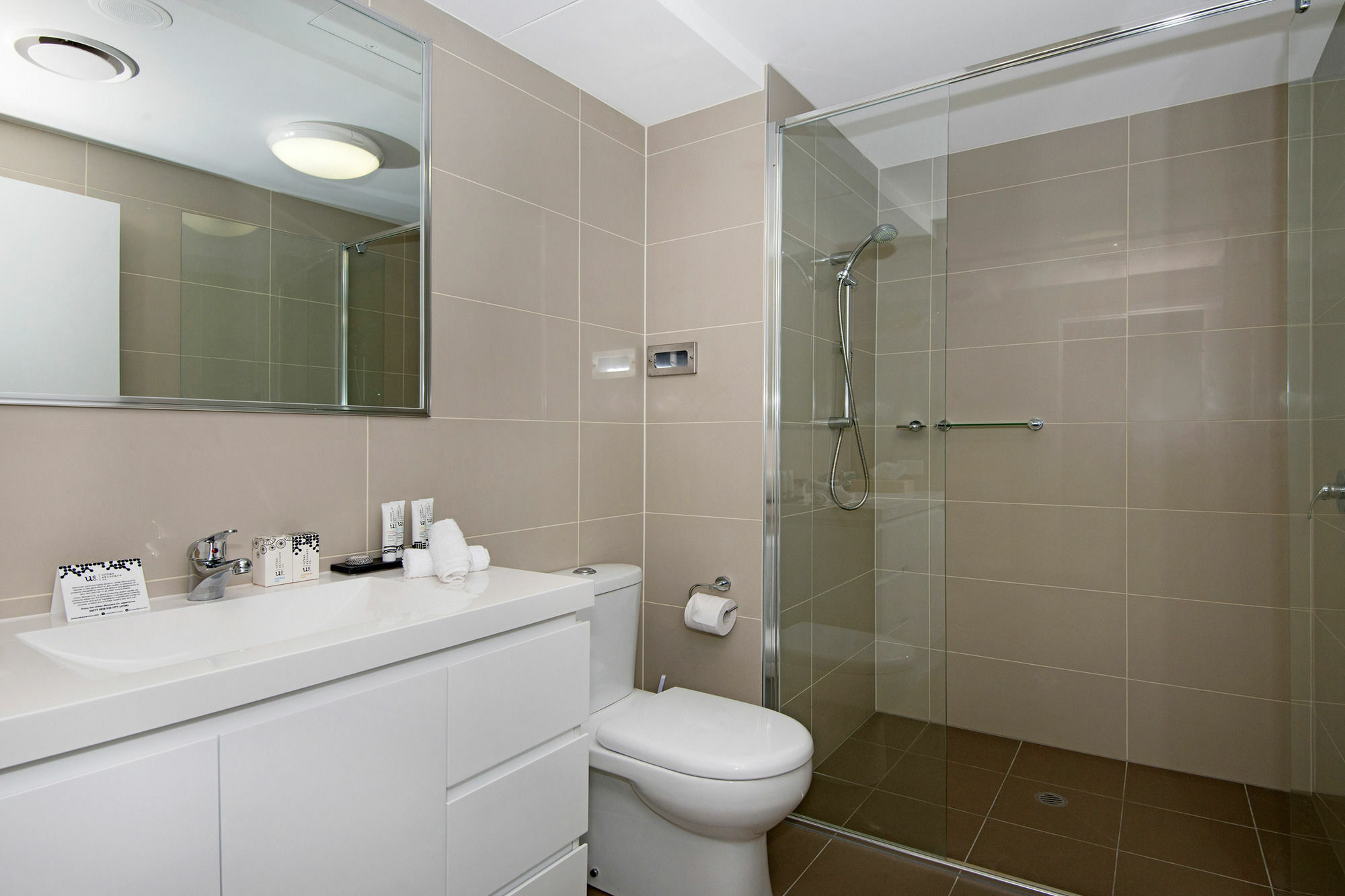 อัลลัวร์ โฮเต็ล แอนด์ อพาร์ตเมนต์ Aparthotel ทาวน์วิล ภายนอก รูปภาพ