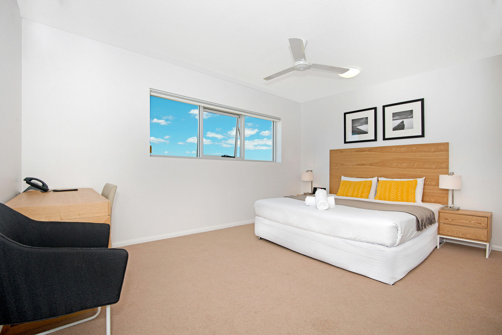 อัลลัวร์ โฮเต็ล แอนด์ อพาร์ตเมนต์ Aparthotel ทาวน์วิล ภายนอก รูปภาพ
